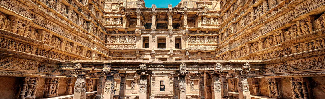 Adalaj Stepwell