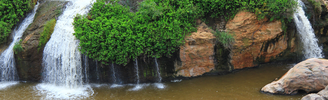 Chunchi falls