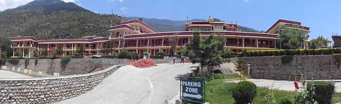 Dhakpo Shedrupling monastery / Kais monastery