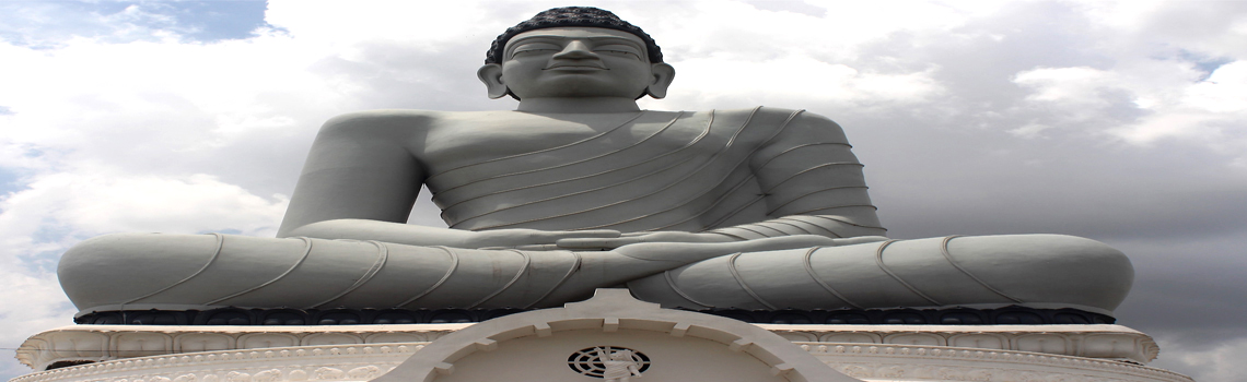 Dhyana Buddha statue