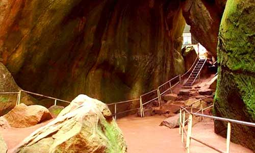 Edakkal caves