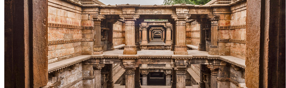 Hazrat Bai Harir Vav