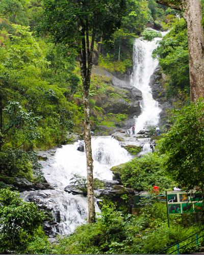 Iruppu Waterfalls