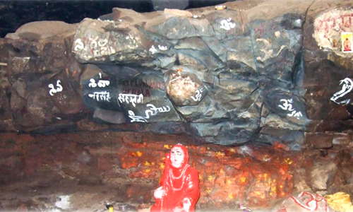 Kadalivanam Caves