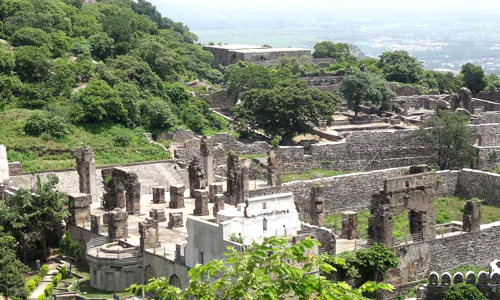 Kondapalli Fort