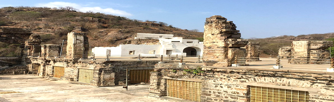 Kondapalli Fort