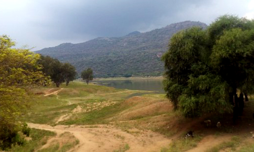 Kuthiraiyar Dam Falls