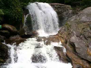 Lakkom Waterfalls