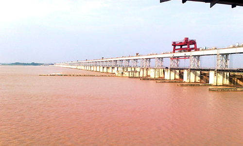 Mahanadi Barrage