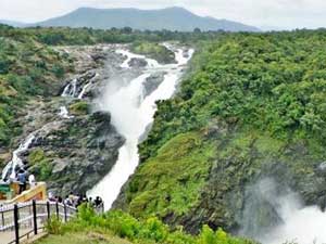 Manikya Dhara Falls