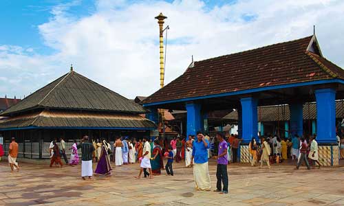 Raja Rajeshwari Temple - Chottanikkara