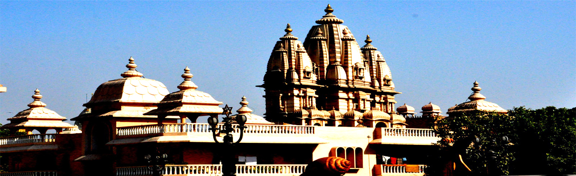 Shri Adhya Katyayani Shaktipith Mandir