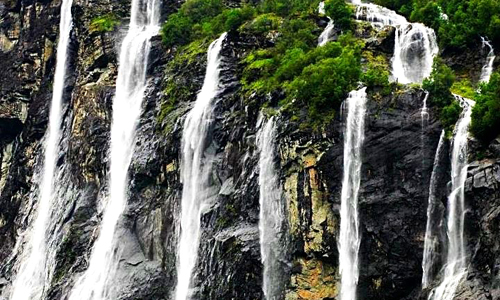 The Seven Sisters Waterfall